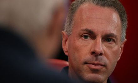 Warum eBays CEO eBay Indien verkaufte und 500 Mill. US$ in den Hauptrivalen von Amazon pumpt