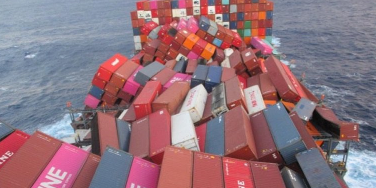 Containerstau in der Nordsee